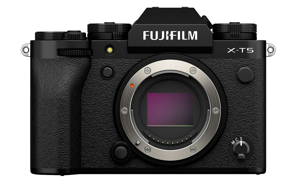 X-T5, front view